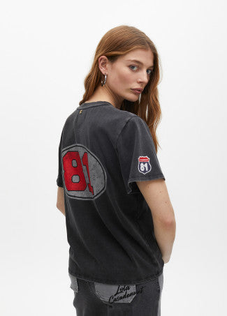 CAMISETA OVERSIZE PARCHES LC