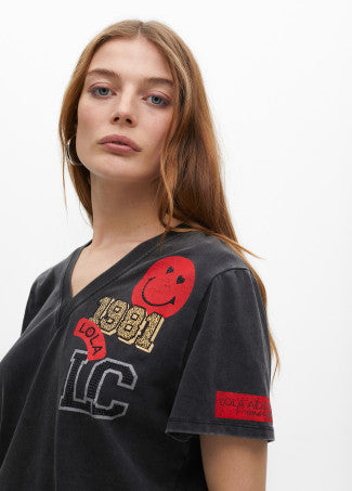 CAMISETA OVERSIZE PARCHES LC